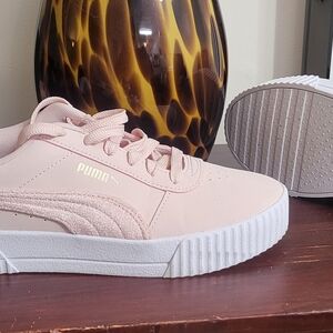 Puma Women's Sneakers in Soft Pink with White Sole